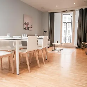 https://smartflats-design-old-town.hotelsantwerp.net