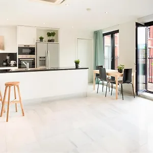 Marble In The Center Of Apartment Antwerpen